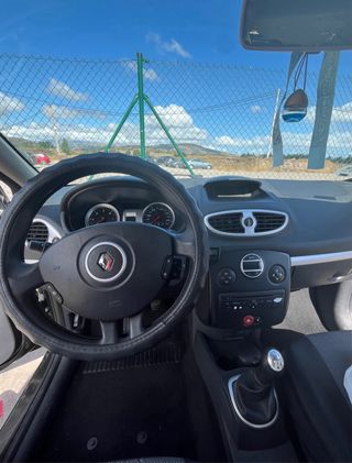 Renault Clio 2010