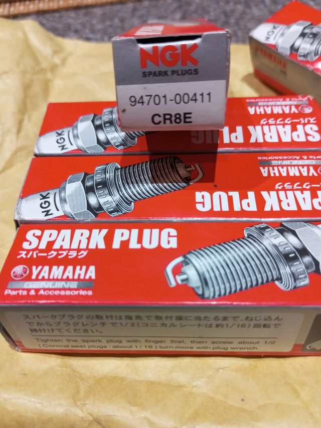 5 Candele NGK Yamaha CR8E