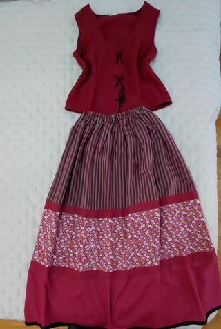 Traje Casera Falda+ Corpiño/Chaleco