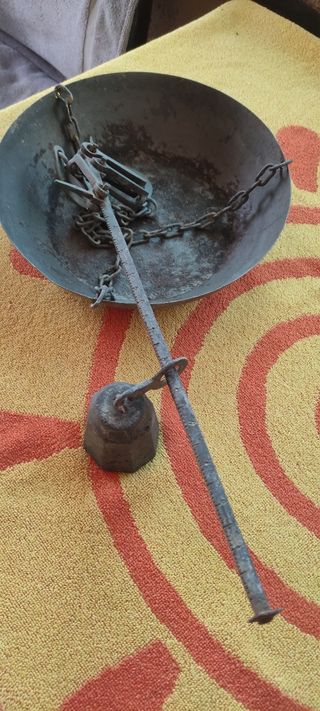 Báscula romana antigua