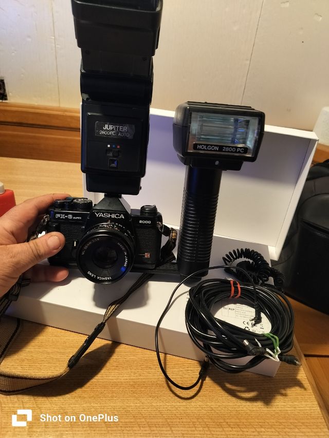 YASHICA FX-3 Super 2000 e Fr2 assieme