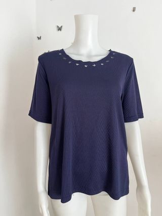 Blusa azul manga corta - detalle corazón