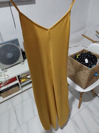 Mono amarillo - Pantalón ancho