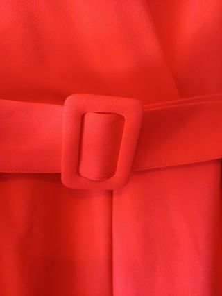 Vestido midi rojo ajustado
