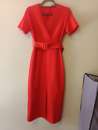 Vestido midi rojo ajustado