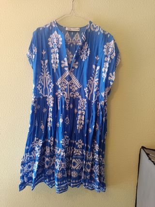 Vestido Zara azul estampado