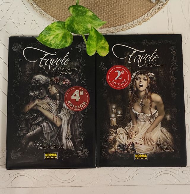 Favole, tomos 1 y 2 ilustradora Victoria Frances.