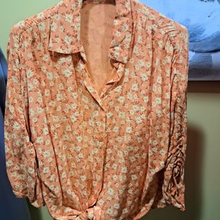 Blusa estampada naranja