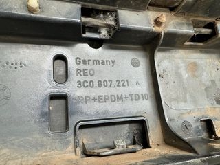 Defensa Passat XENON 