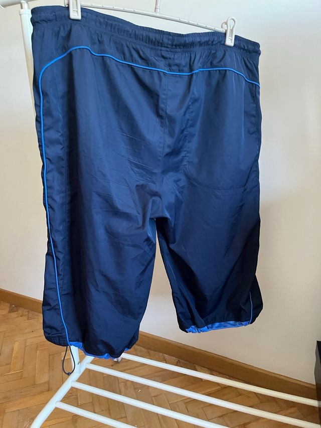 Pantalón Nike cropped azul