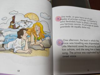 3 Libros:La Sirenita, Blancanieves y La gallina..