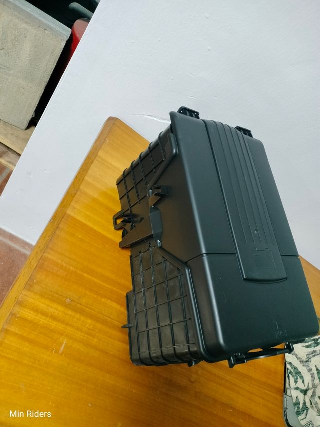Caja batería VAG