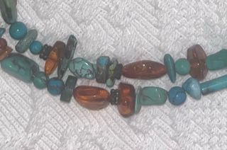 Collar de turquesas, ámbar y plata