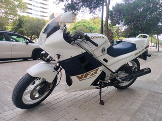 Honda VFR 750 RC24 - Impecable