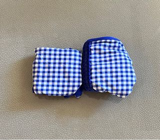 Bikini azul y blanco a cuadros