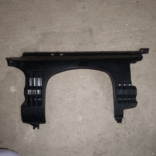 Panel inferior salpicadero Volkswagen Touareg I