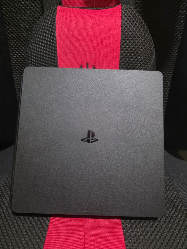 PS4 Slim 1TB