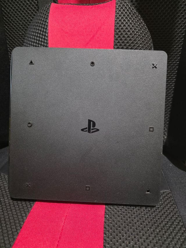 PS4 Slim 1TB