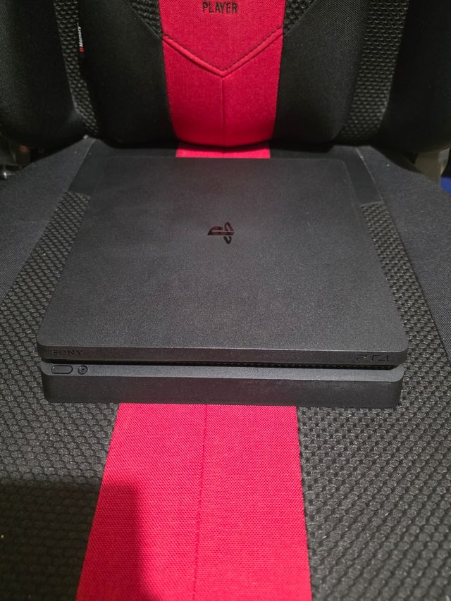 PS4 Slim 1TB