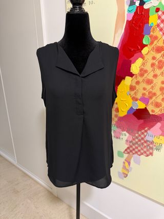 Blusa negra elegante