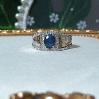 Anillo de plata con zafiro para hombre