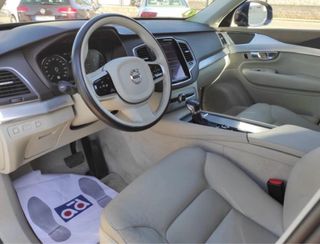 Volvo XC90 D5 momentum 7 plzas 235CV 