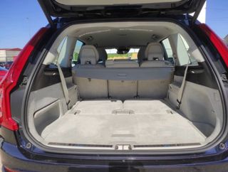 Volvo XC90 D5 momentum 7 plzas 235CV 