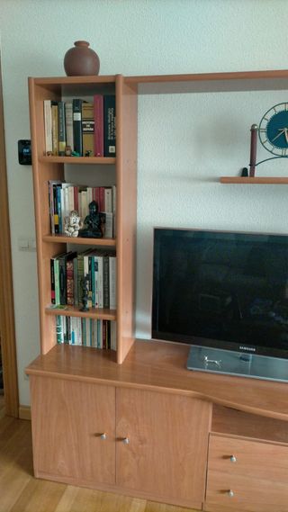 Mueble TV madera - Vitrinas
