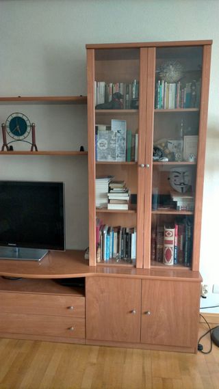 Mueble TV madera - Vitrinas