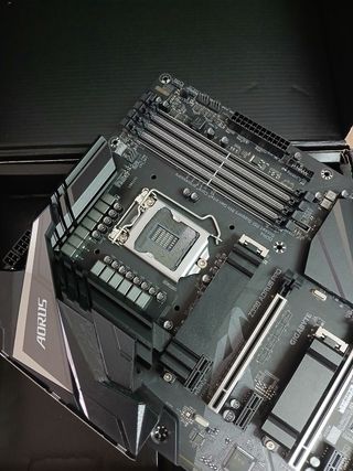 Gigabyte Z390 Aorus Pro placa base