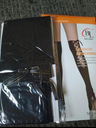 Medias negras corseteadas sexy