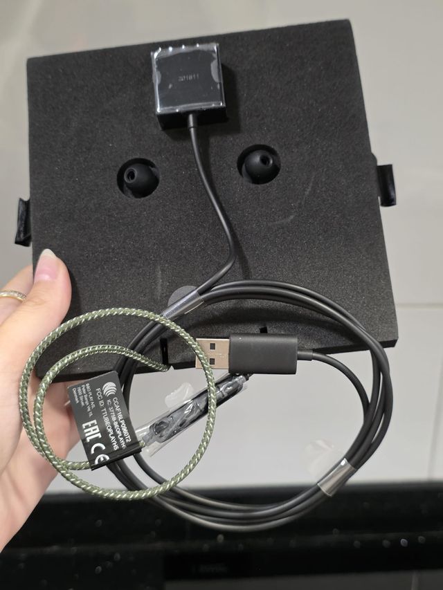 Auriculares nuevos sin usar