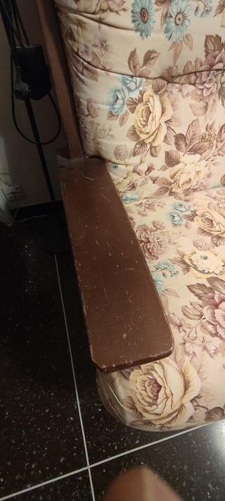 Divano letto matrimoniale beige e marrone