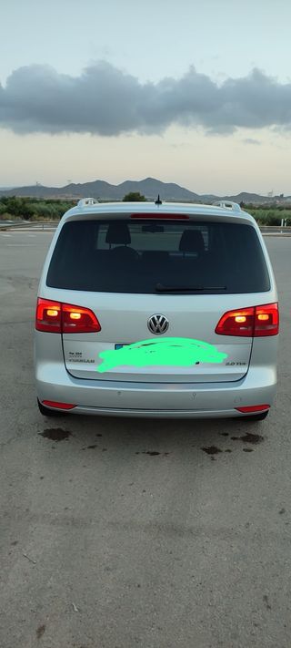 Volkswagen Touran 2011