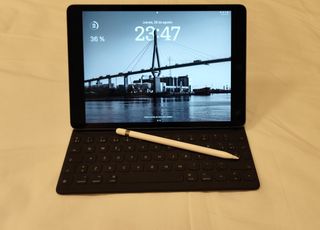 PACK MACBOOK AIR M1 + IPAD + TECLADO + APPLE PENCI