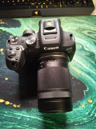 Objetivo Canon RF-S 55-210mm F5-7.1 IS STM