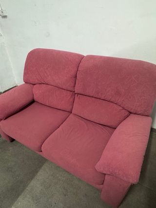 Sofá 2 plazas rosa