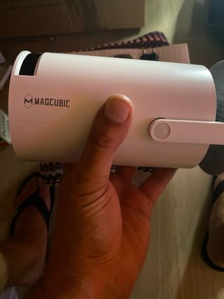 Proyector inteligente MAGICUBIC