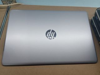 Piezas portátil HP 250 G8