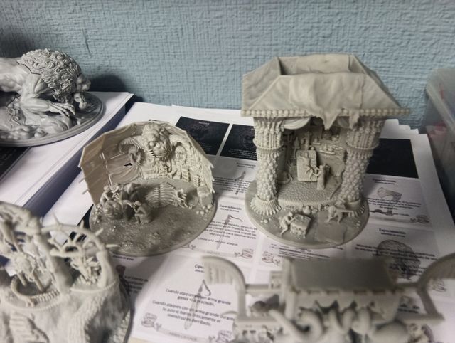 Miniaturas KDM (Kingdom Death Monster)Asentamiento