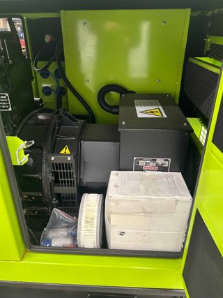 Generador grupo electrógeno 37 KvA  Marca: Compal