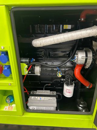 Generador grupo electrógeno 37 KvA  Marca: Compal