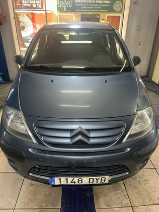 pulido de faros, en Málaga .