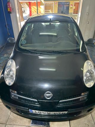 pulido de faros, en Málaga .