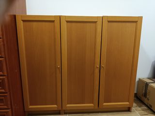 Armario 3 puertas Ikea - Madera