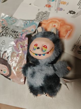 Peluche Lafufu Big in to  energy 