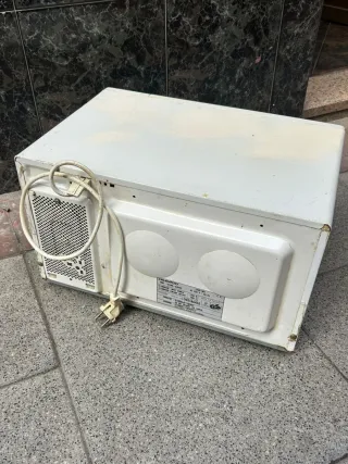 Microondas Daewoo KOR-6305