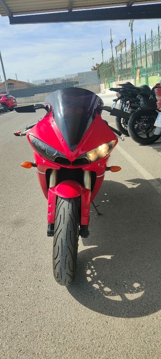 Yamaha YZF R6 roja ITV pasada