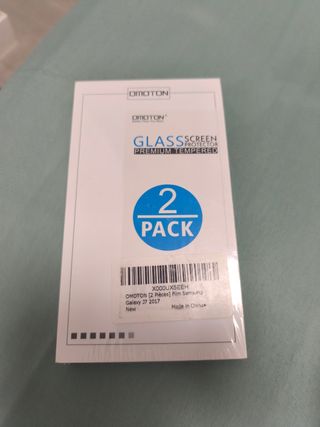 2 Protectores OMOTON Samsung J7 2017