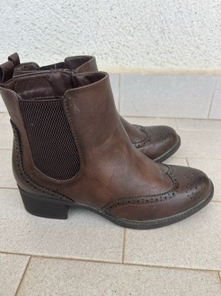 Stivaletti Chelsea Marroni